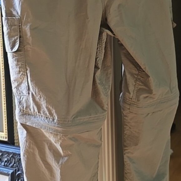 Tan Cargo Pants/Shorts with Classic Straight-Leg Cut - Picture 15 of 16